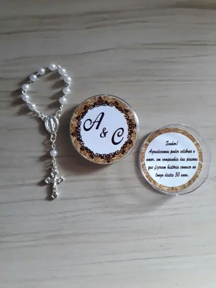 Latinha com Mini Terço - Bodas de Ouro