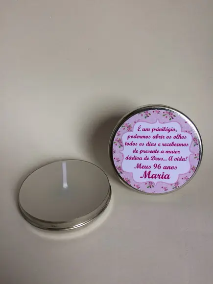 Lembrancinha Latinha com Vela Aniversário
