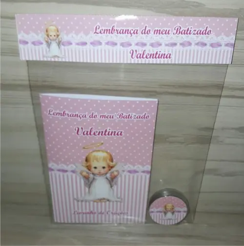 Livrinho de Orações + Latinha com Mini Terço Batizado Menina
