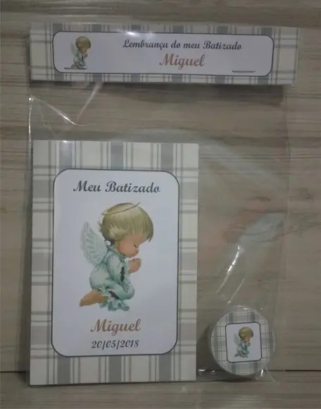 Livrinho de Orações + Latinha com Mini Terço Batizado Menino