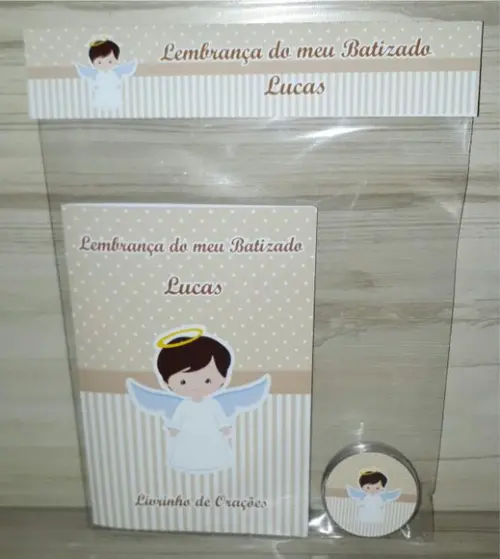 Livrinho de Orações + Latinha com Mini Terço Batizado Menino