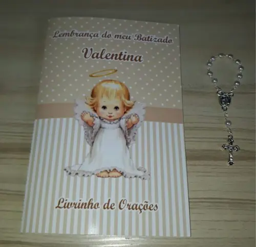 Livrinho de Orações com Mini Terço Batizado Menina
