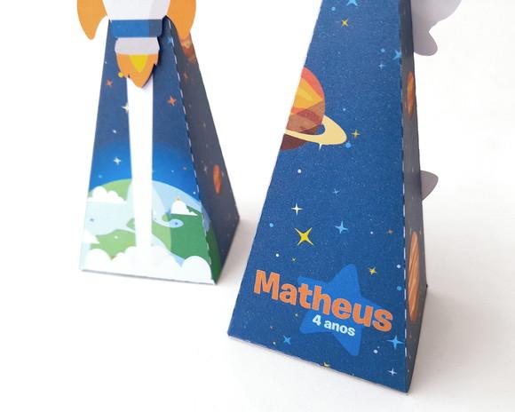 Caixa Pirâmide Astronauta
