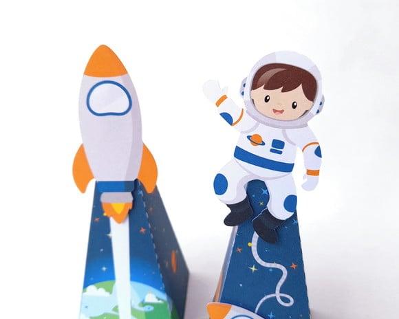 Caixa Pirâmide Astronauta
