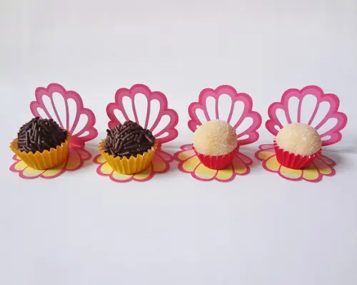 Forminha Concha Rosa e Amarelo - Pacote 10 un