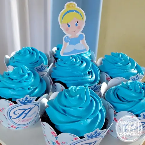 Saia e Topper Cupcake Cinderela
