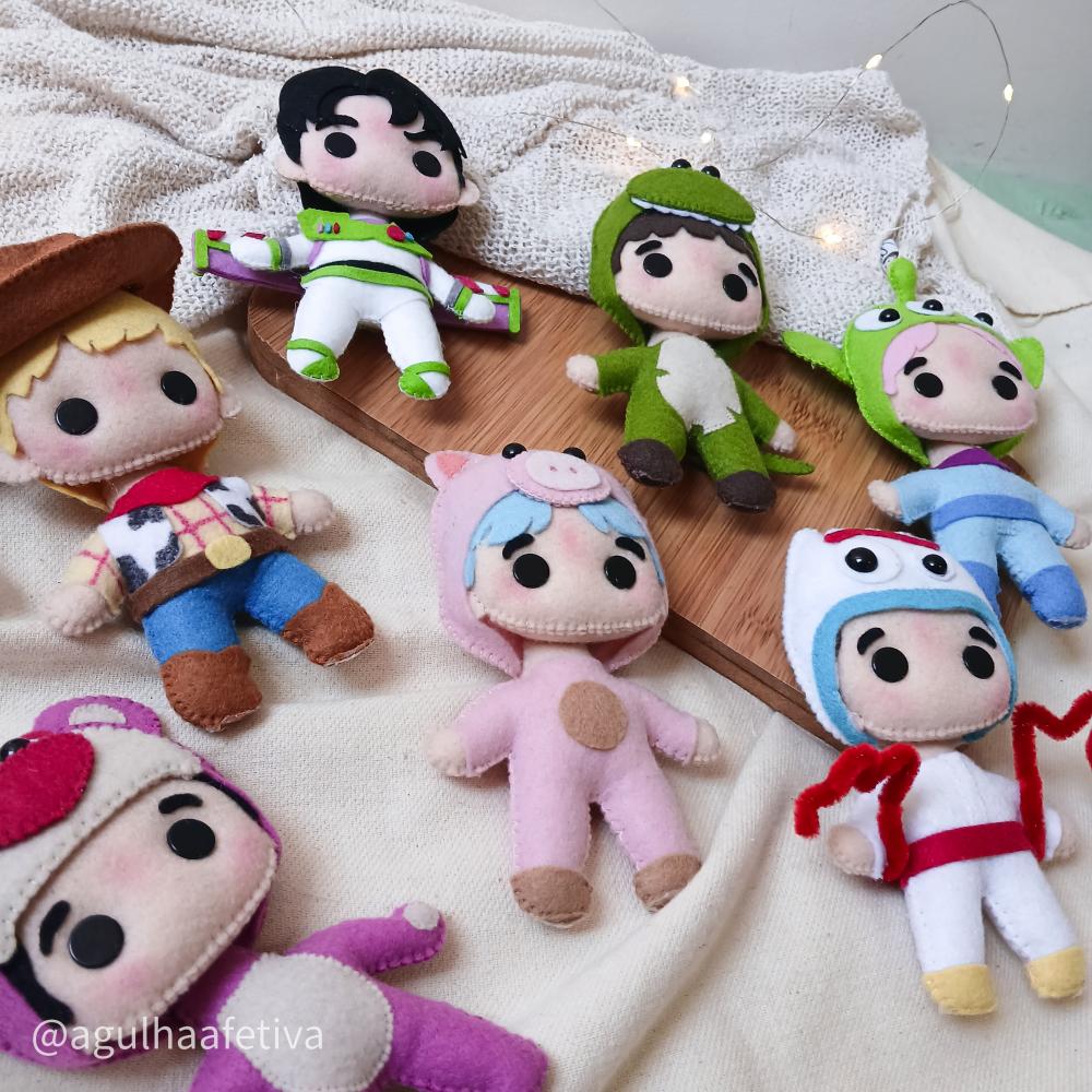 Bonecos Bts versão toy story