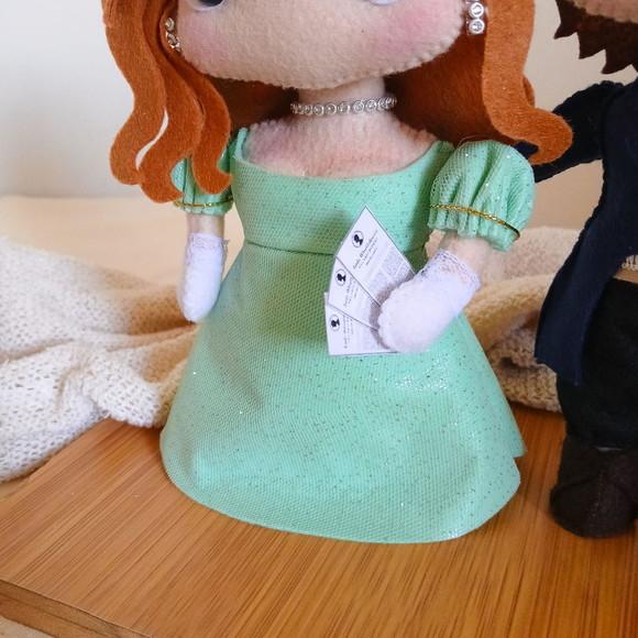 Bonecos da Serie Bridgerton- Penélope e Colin