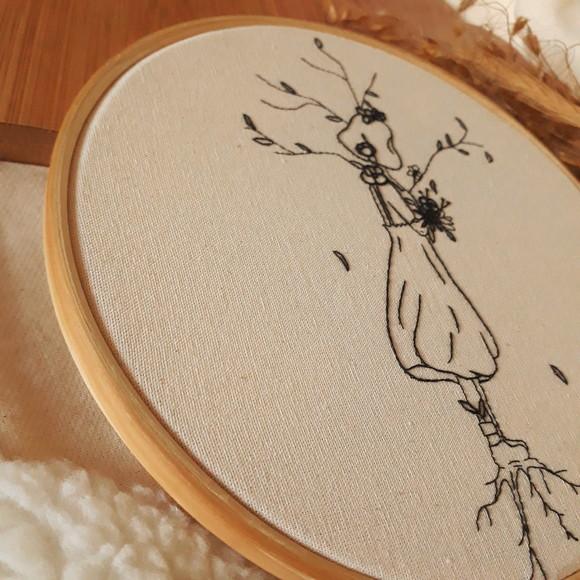 Quadro Bordado - Crescer e Florescer