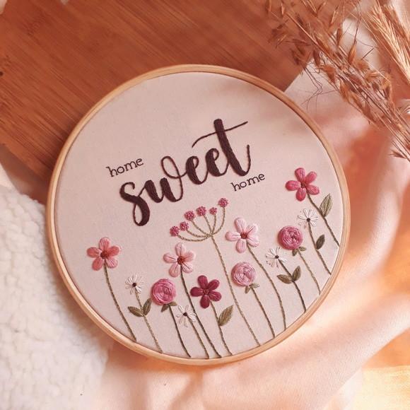 Quadro Bordado - Home Sweet Home