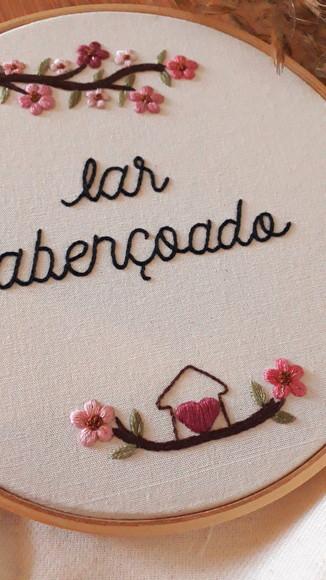 Quadro Bordado - Lar Abençoado