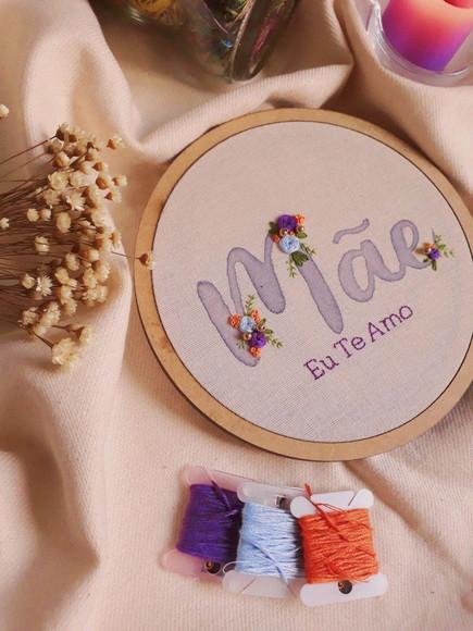 Quadro Bordado - Mãe Eu Te Amo