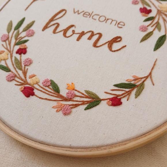 Quadro Bordado - Welcome Home