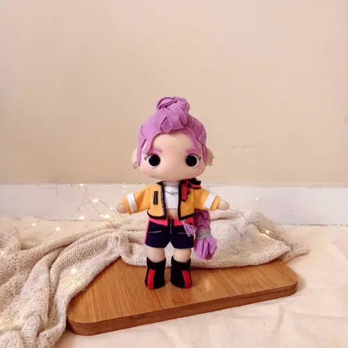 Boneca Rumi- Guerreiras do Kpop