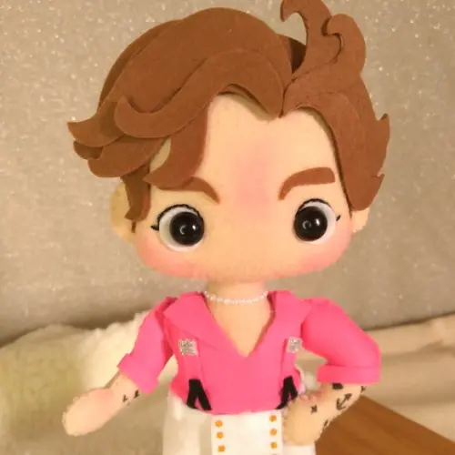 Boneco Harry Styles - Look Fine Line