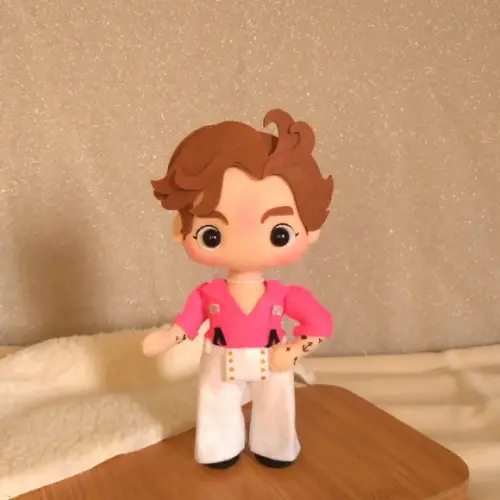 Boneco Harry Styles - Look Fine Line