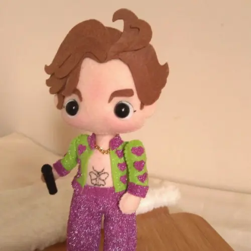 Boneco Harry Styles - Versão Cute