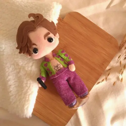 Boneco Harry Styles - Versão Cute