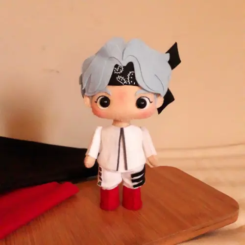 Bonecos do Bts | Suga