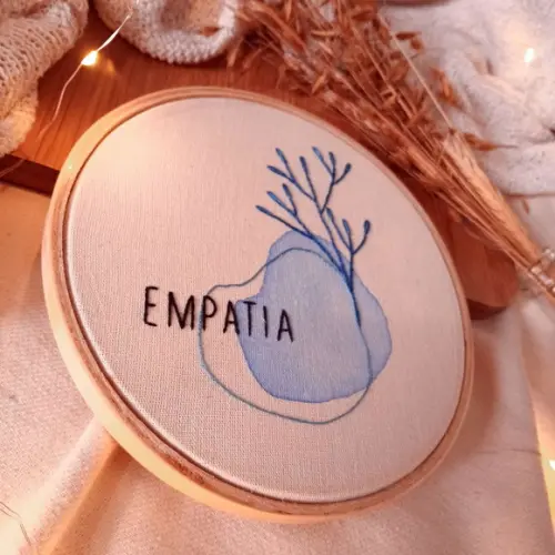 Empatia- Quadro Bordado