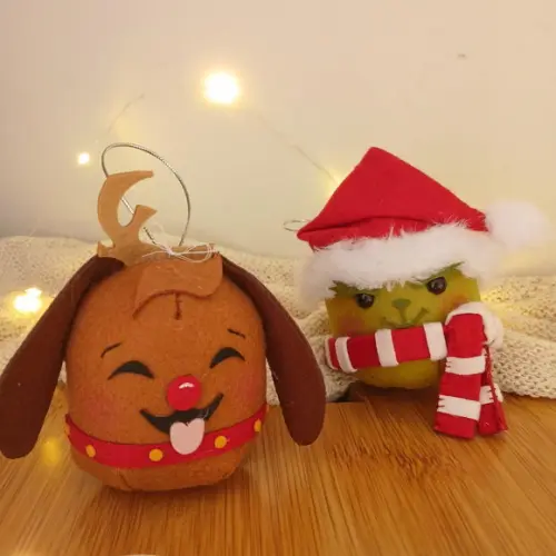 Pingentes Grinch + Cachorrinho