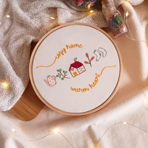 Quadro Bordado - Cozy Home, Warm Heart