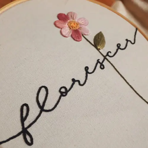 Quadro Bordado - Florescer 2