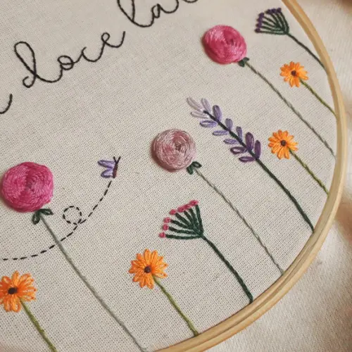 Quadro Bordado - Lar Doce Lar