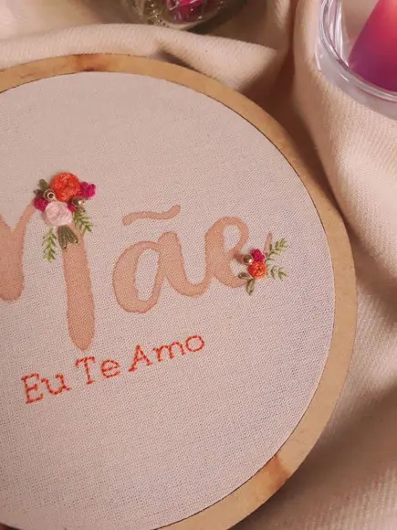 Quadro Bordado - Mãe Eu Te Amo