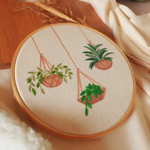 Vaso de Planta - Quadro Bordado