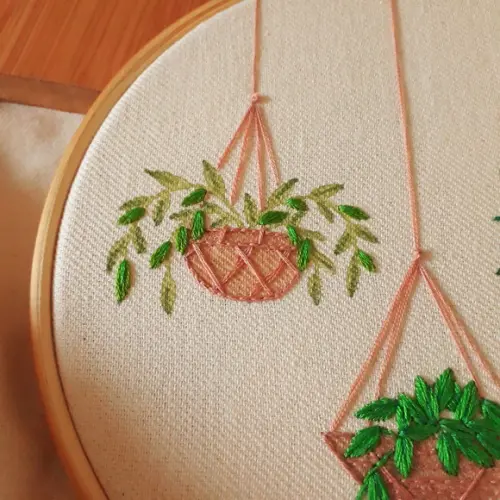 Vaso de Planta - Quadro Bordado
