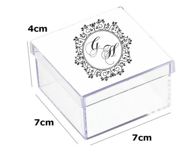 Latinha Acrilica 7x7x4-monograma 14