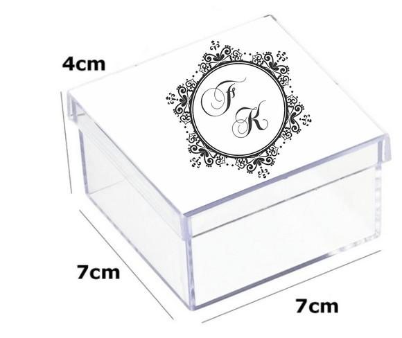 Latinha Acrilica 7x7x4-monograma 43