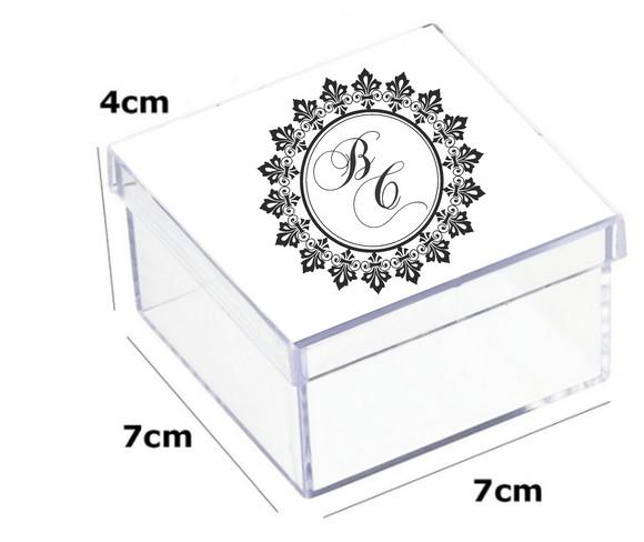 Latinha Acrilica 7x7x4-monograma 4