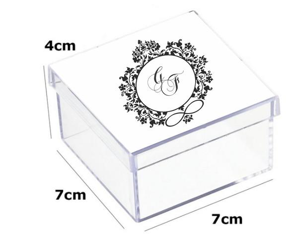 Latinha Acrilica 7x7x4-monograma 42