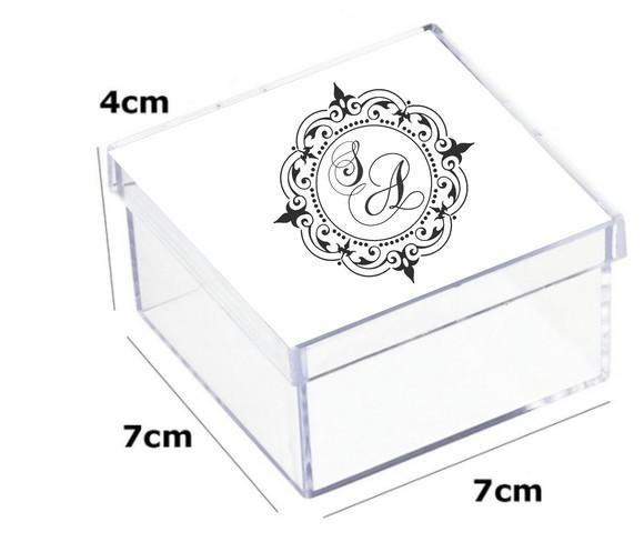 Latinha Acrilica 7x7x4-monograma 48