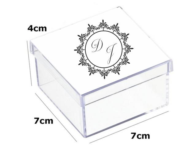 Latinha Acrilica 7x7x4-monograma 6