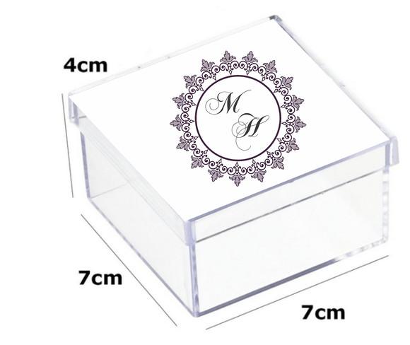 Latinha Acrilica 7x7x4-monograma 64