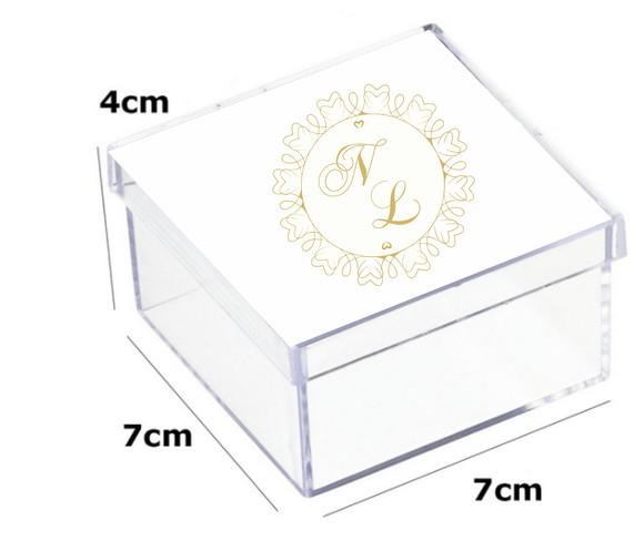 Latinha Acrilica 7x7x4-monograma 70