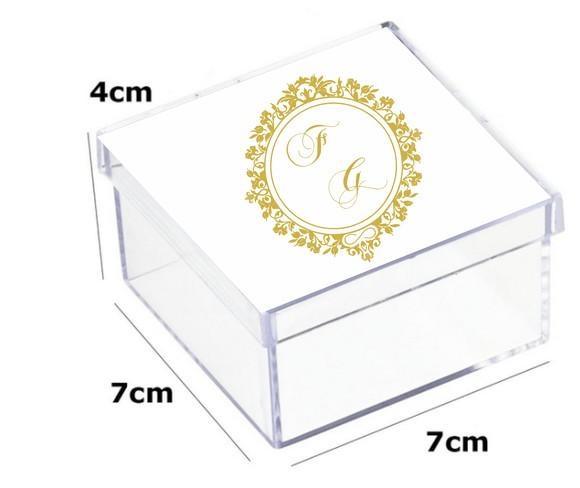 Latinha Acrilica 7x7x4-monograma 68