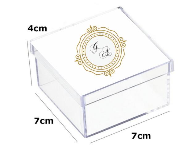 Latinha Acrilica 7x7x4-monograma 67