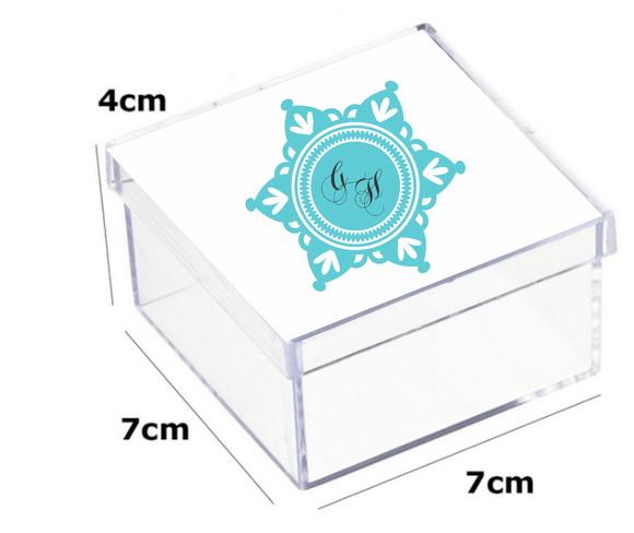 Latinha Acrilica 7x7x4-monograma 78
