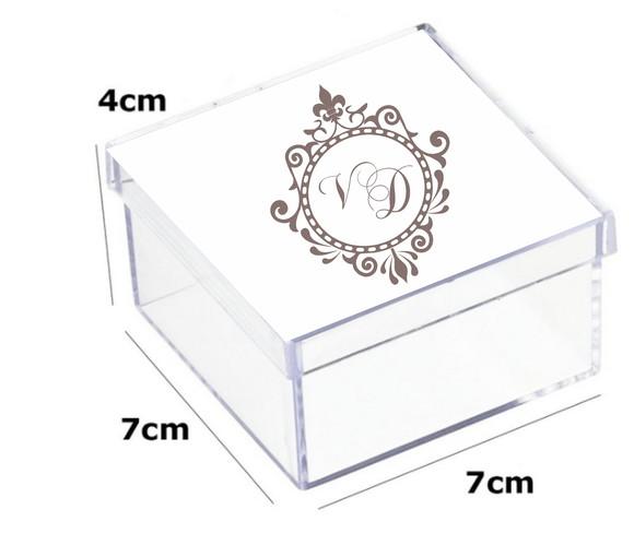Latinha Acrilica 7x7x4-monograma 72