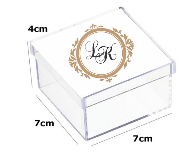 Latinha Acrilica 7x7x4-monograma 81