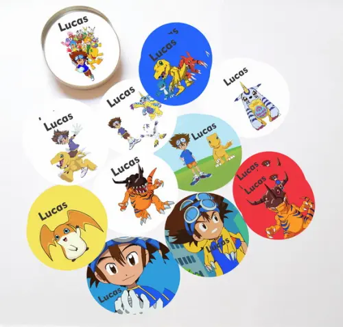 Latinha + Jogos da Memória-digimon
