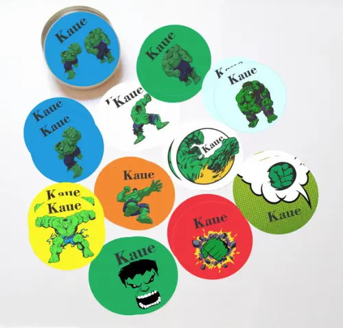Latinha + Jogos da Memória-hulk