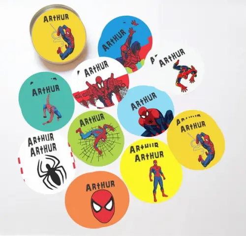 Latinha + Jogos da Memória-homem Aranha