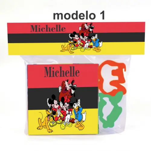 Massinha e 2 Cortador-turma do Mickey