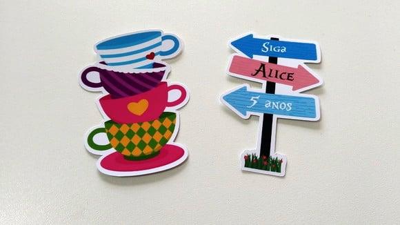 Apliques Alice no Pais das Maravilhas