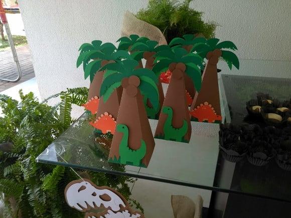 Cone Árvore - Dinossauros